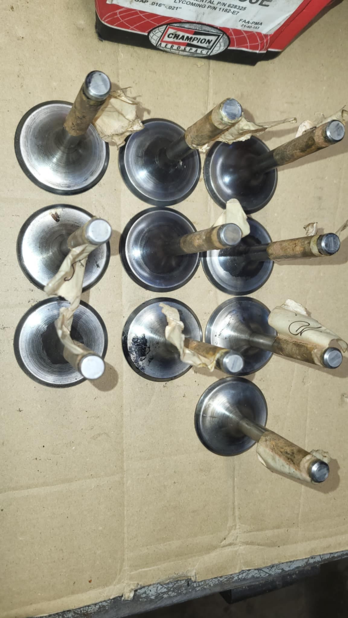 M-11D engine valves